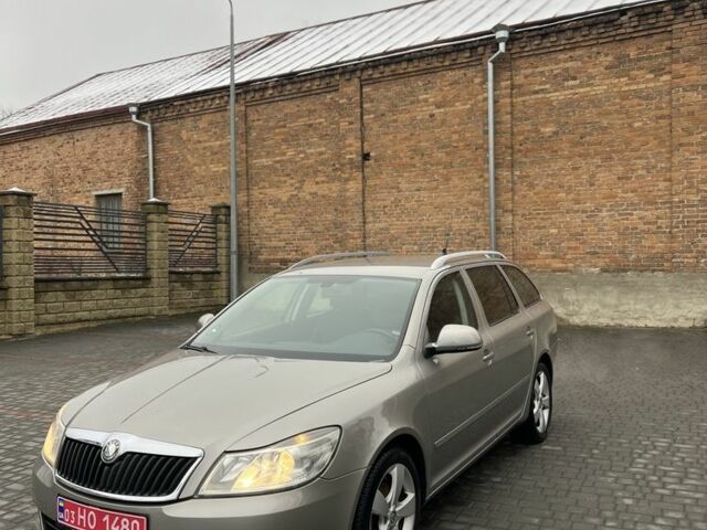 Бежевий Шкода Октавія, об'ємом двигуна 1.8 л та пробігом 280 тис. км за 8000 $, фото 11 на Automoto.ua