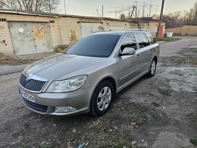 Бежевий Шкода Октавія, об'ємом двигуна 1.2 л та пробігом 272 тис. км за 6500 $, фото 4 на Automoto.ua
