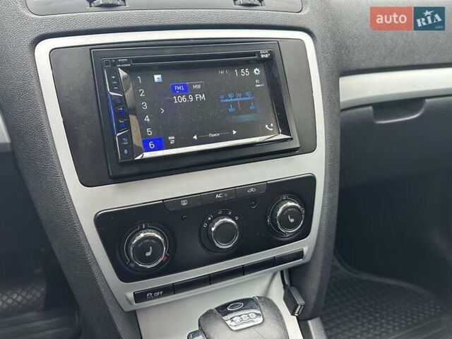 Бежевий Шкода Октавія, об'ємом двигуна 1.8 л та пробігом 239 тис. км за 8150 $, фото 22 на Automoto.ua