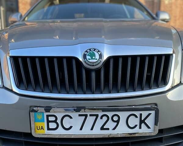 Бежевий Шкода Октавія, об'ємом двигуна 1.6 л та пробігом 120 тис. км за 8200 $, фото 20 на Automoto.ua