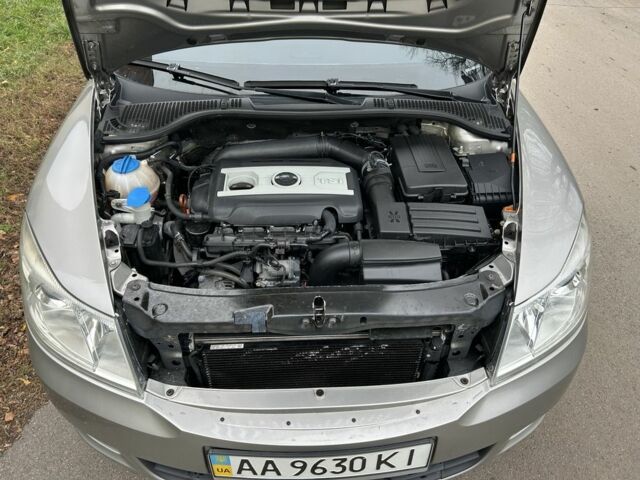 Шкода Октавія 2011 у Полтаві на Automoto.ua Бежевий Шкода Октавія, об'ємом двигуна 1.8 л та пробігом 301 тис. км за 6700 $, фото 9 на Automoto.ua