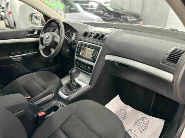 Бежевый Шкода Октавия, объемом двигателя 1.4 л и пробегом 189 тыс. км за 8699 $, фото 17 на Automoto.ua