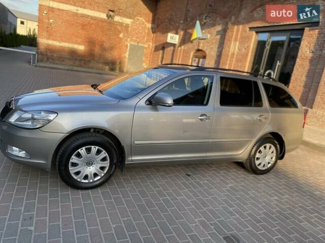 Бежевий Шкода Октавія, об'ємом двигуна 1.6 л та пробігом 120 тис. км за 8200 $, фото 16 на Automoto.ua