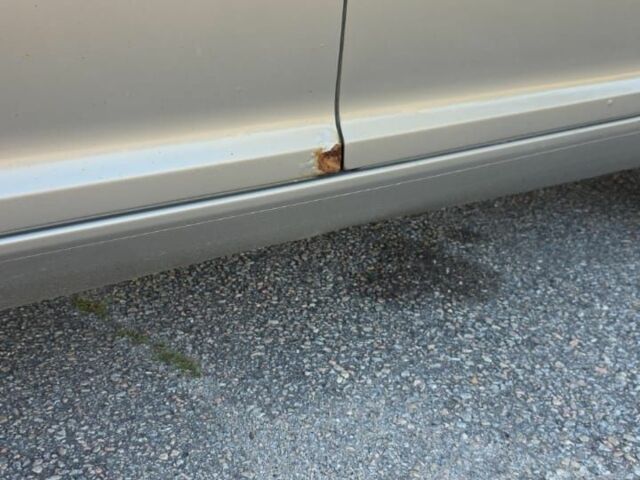 Бежевый Шкода Октавия, объемом двигателя 1.6 л и пробегом 270 тыс. км за 4000 $, фото 3 на Automoto.ua