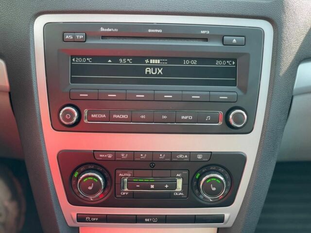 Бежевый Шкода Октавия, объемом двигателя 1.4 л и пробегом 214 тыс. км за 7400 $, фото 12 на Automoto.ua