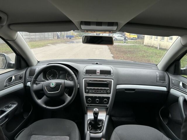 Шкода Октавія 2011 у Полтаві на Automoto.ua Бежевий Шкода Октавія, об'ємом двигуна 1.8 л та пробігом 301 тис. км за 6700 $, фото 14 на Automoto.ua