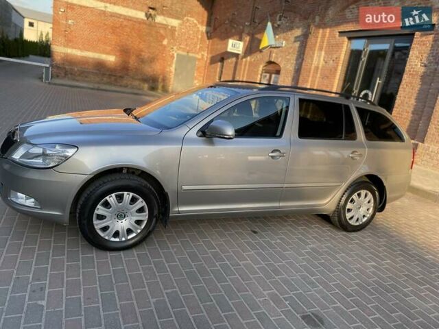 Бежевий Шкода Октавія, об'ємом двигуна 1.6 л та пробігом 120 тис. км за 8200 $, фото 15 на Automoto.ua