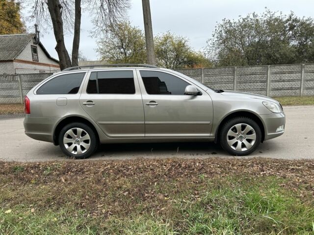 Шкода Октавія 2011 у Полтаві на Automoto.ua Бежевий Шкода Октавія, об'ємом двигуна 1.8 л та пробігом 301 тис. км за 6700 $, фото 6 на Automoto.ua