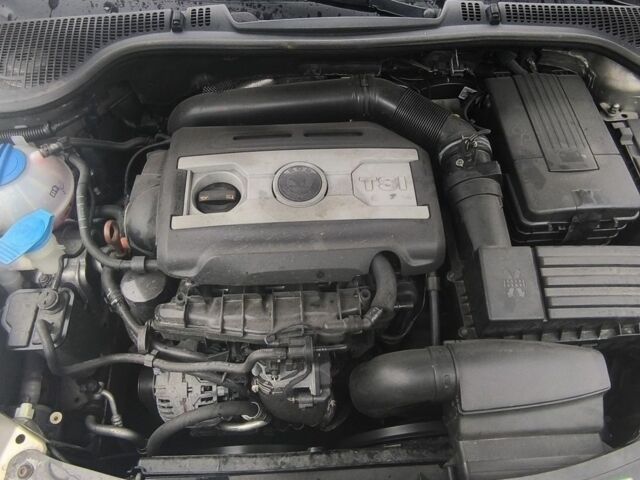 Бежевий Шкода Октавія, об'ємом двигуна 1.8 л та пробігом 2 тис. км за 10300 $, фото 11 на Automoto.ua