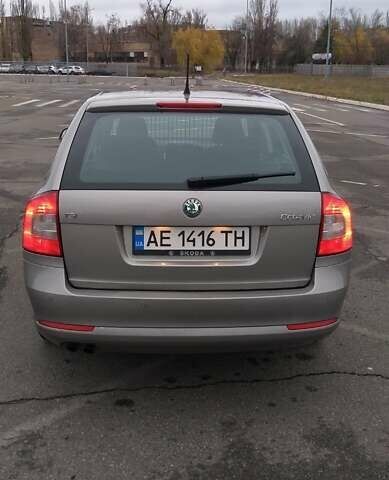 Бежевый Шкода Октавия, объемом двигателя 1.39 л и пробегом 213 тыс. км за 8000 $, фото 11 на Automoto.ua