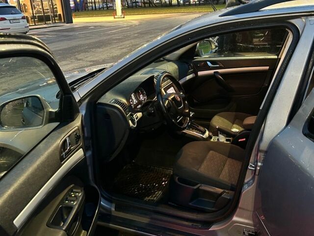 Бежевый Шкода Октавия, объемом двигателя 1.6 л и пробегом 248 тыс. км за 1822 $, фото 6 на Automoto.ua