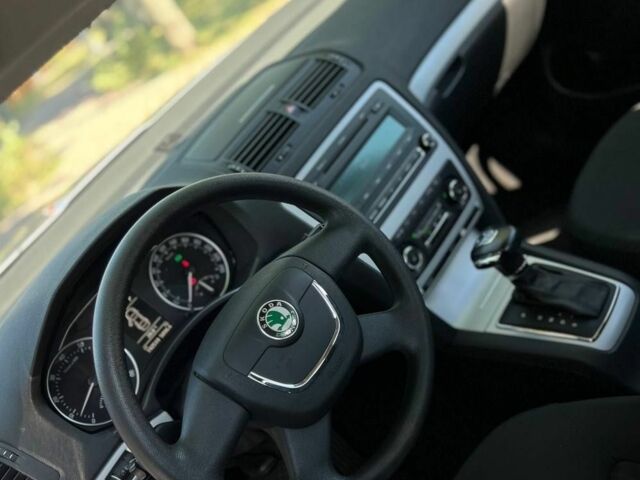 Бежевый Шкода Октавия, объемом двигателя 1.2 л и пробегом 190 тыс. км за 6900 $, фото 10 на Automoto.ua