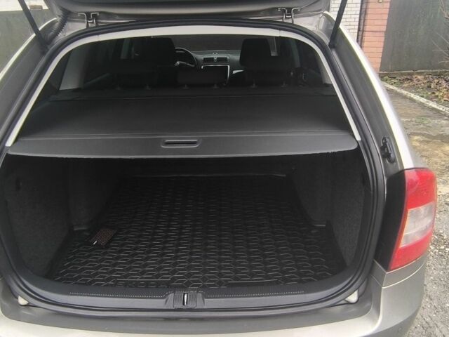 Бежевий Шкода Октавія, об'ємом двигуна 1.8 л та пробігом 2 тис. км за 10300 $, фото 7 на Automoto.ua