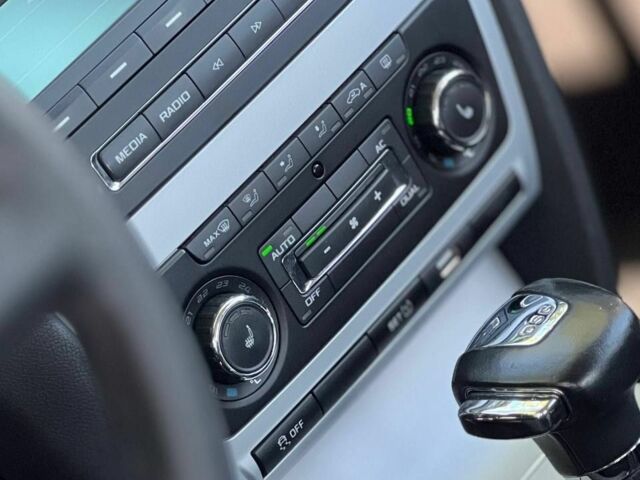 Бежевый Шкода Октавия, объемом двигателя 1.2 л и пробегом 190 тыс. км за 6900 $, фото 11 на Automoto.ua