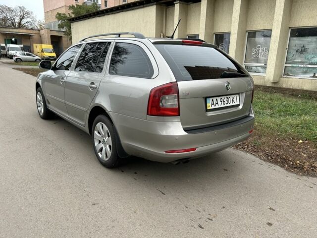Шкода Октавія 2011 у Полтаві на Automoto.ua Бежевий Шкода Октавія, об'ємом двигуна 1.8 л та пробігом 301 тис. км за 6700 $, фото 3 на Automoto.ua