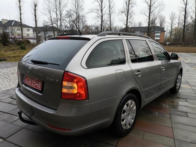 Бежевый Шкода Октавия, объемом двигателя 1.6 л и пробегом 218 тыс. км за 7300 $, фото 4 на Automoto.ua