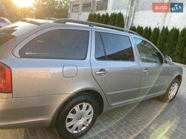 Бежевий Шкода Октавія, об'ємом двигуна 1.6 л та пробігом 120 тис. км за 8200 $, фото 10 на Automoto.ua