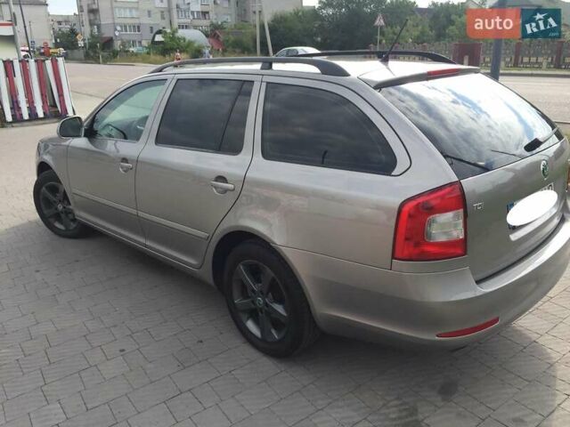 Бежевий Шкода Октавія, об'ємом двигуна 1.6 л та пробігом 210 тис. км за 9500 $, фото 3 на Automoto.ua