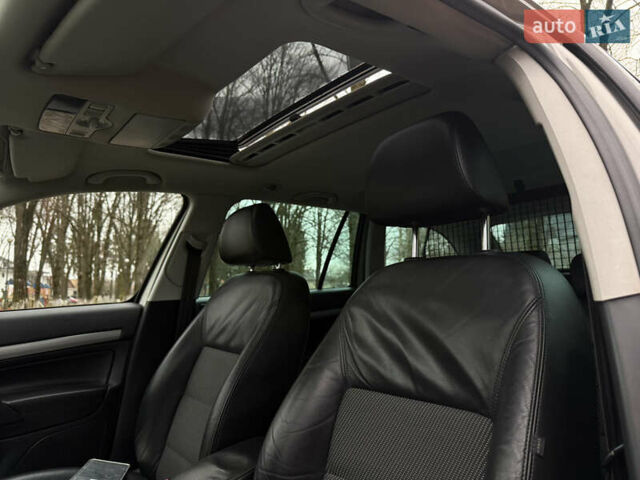 Бежевый Шкода Октавия, объемом двигателя 2 л и пробегом 278 тыс. км за 9400 $, фото 36 на Automoto.ua