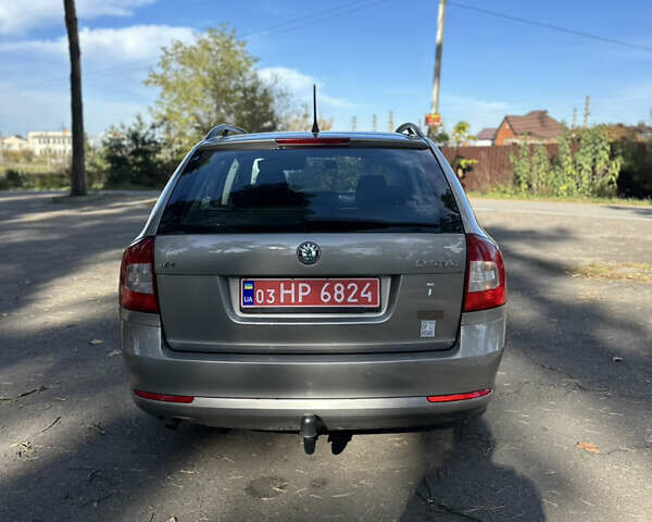 Шкода Октавія 2012 у Вінниці на Automoto.ua Бежевий Шкода Октавія, об'ємом двигуна 1.6 л та пробігом 180 тис. км за 8800 $, фото 8 на Automoto.ua