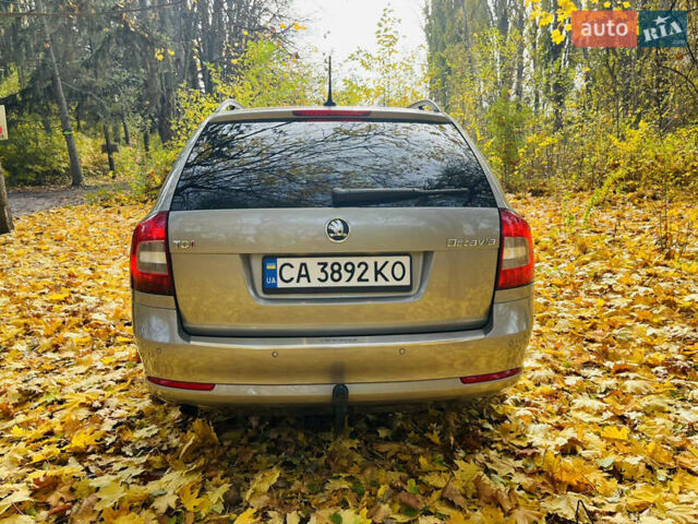 Шкода Октавия 2012 в Умани на Automoto.ua Бежевый Шкода Октавия, объемом двигателя 1.6 л и пробегом 208 тыс. км за 8800 $, фото 10 на Automoto.ua