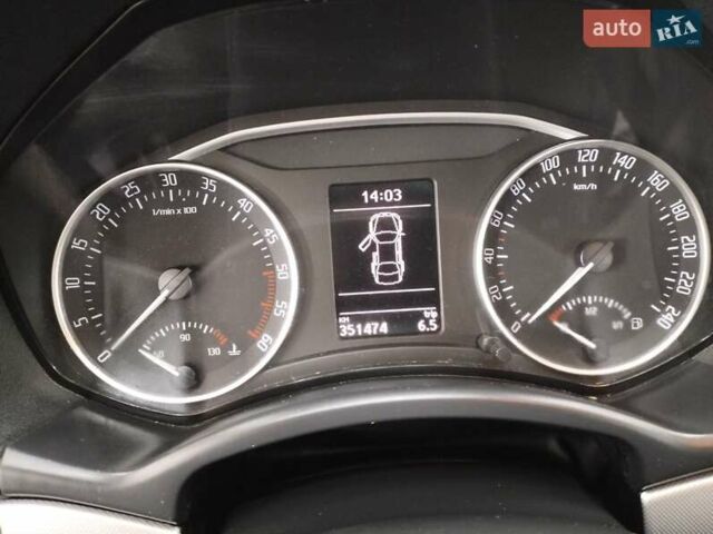 Бежевий Шкода Октавія, об'ємом двигуна 1.6 л та пробігом 350 тис. км за 7600 $, фото 30 на Automoto.ua