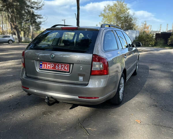 Шкода Октавія 2012 у Вінниці на Automoto.ua Бежевий Шкода Октавія, об'ємом двигуна 1.6 л та пробігом 180 тис. км за 8800 $, фото 7 на Automoto.ua