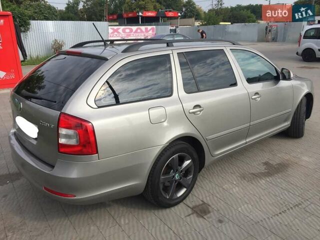 Бежевий Шкода Октавія, об'ємом двигуна 1.6 л та пробігом 210 тис. км за 9500 $, фото 1 на Automoto.ua