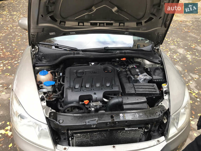 Бежевый Шкода Октавия, объемом двигателя 1.97 л и пробегом 292 тыс. км за 7300 $, фото 15 на Automoto.ua