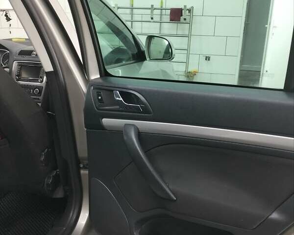 Бежевий Шкода Октавія, об'ємом двигуна 1.6 л та пробігом 350 тис. км за 7600 $, фото 27 на Automoto.ua