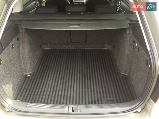 Бежевий Шкода Октавія, об'ємом двигуна 1.6 л та пробігом 210 тис. км за 9500 $, фото 28 на Automoto.ua