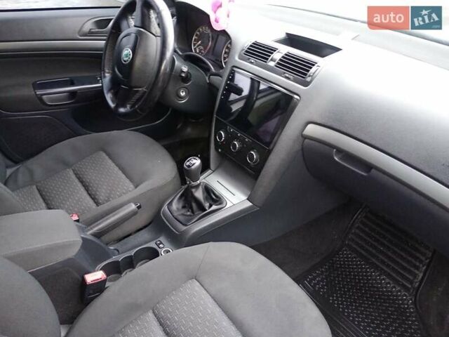 Бежевий Шкода Октавія, об'ємом двигуна 1.97 л та пробігом 294 тис. км за 8100 $, фото 7 на Automoto.ua