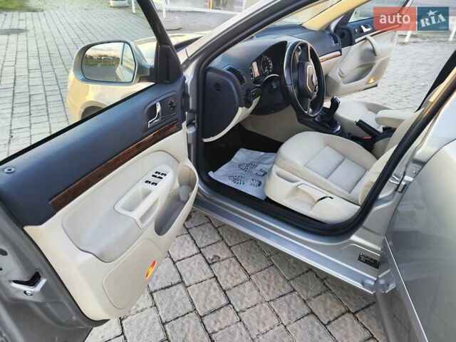 Бежевый Шкода Октавия, объемом двигателя 1.8 л и пробегом 190 тыс. км за 7555 $, фото 34 на Automoto.ua