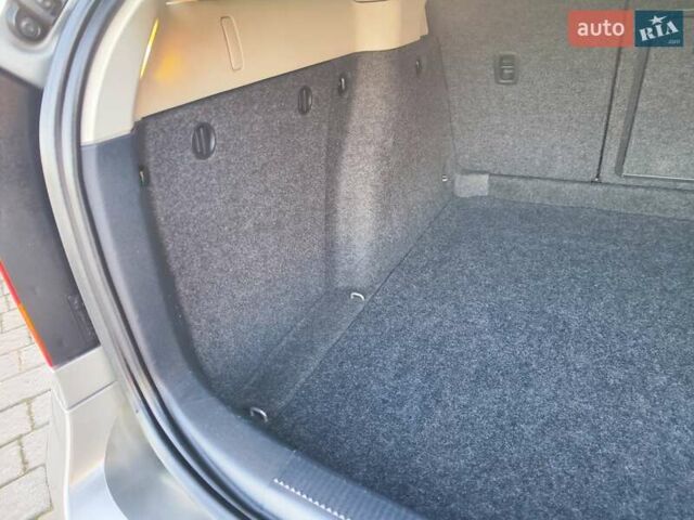 Бежевый Шкода Октавия, объемом двигателя 1.8 л и пробегом 190 тыс. км за 7555 $, фото 51 на Automoto.ua