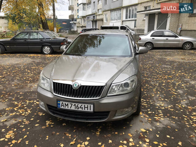 Бежевый Шкода Октавия, объемом двигателя 1.97 л и пробегом 292 тыс. км за 7300 $, фото 1 на Automoto.ua