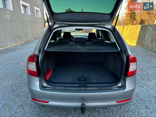 Бежевый Шкода Октавия, объемом двигателя 1.99 л и пробегом 209 тыс. км за 9200 $, фото 20 на Automoto.ua