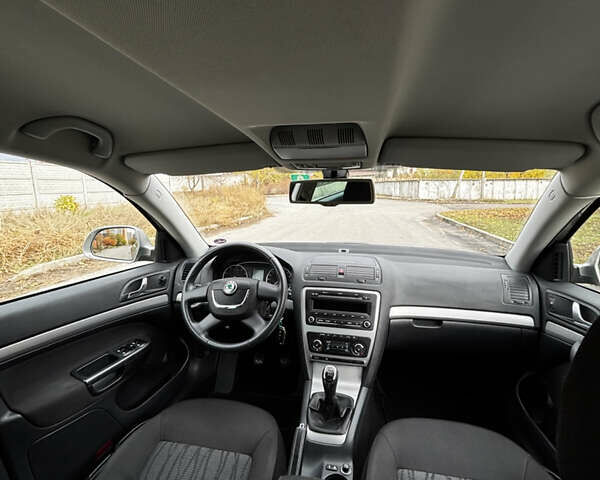 Шкода Октавія 2012 у Харкові на Automoto.ua Бежевий Шкода Октавія, об'ємом двигуна 1.8 л та пробігом 219 тис. км за 8700 $, фото 13 на Automoto.ua