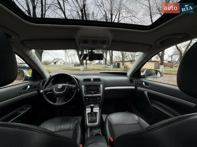 Бежевый Шкода Октавия, объемом двигателя 2 л и пробегом 278 тыс. км за 9400 $, фото 18 на Automoto.ua