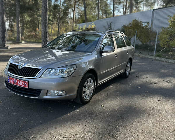 Шкода Октавія 2012 у Вінниці на Automoto.ua Бежевий Шкода Октавія, об'ємом двигуна 1.6 л та пробігом 180 тис. км за 8800 $, фото 3 на Automoto.ua
