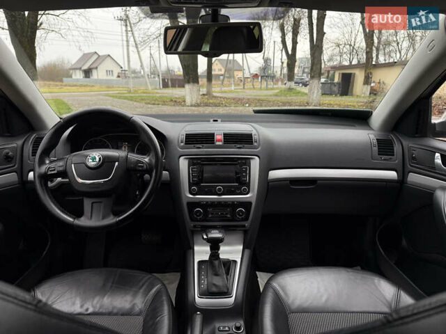 Бежевый Шкода Октавия, объемом двигателя 2 л и пробегом 278 тыс. км за 9400 $, фото 17 на Automoto.ua