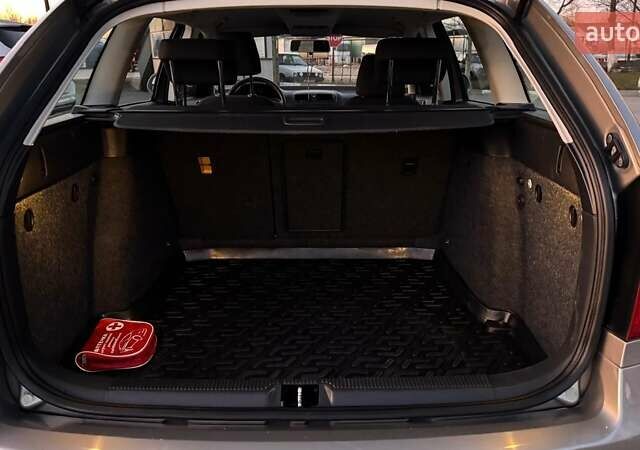 Бежевий Шкода Октавія, об'ємом двигуна 1.6 л та пробігом 107 тис. км за 10000 $, фото 22 на Automoto.ua