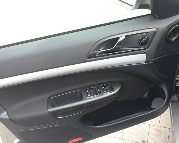 Бежевий Шкода Октавія, об'ємом двигуна 1.6 л та пробігом 210 тис. км за 9500 $, фото 15 на Automoto.ua