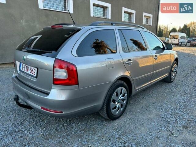 Бежевый Шкода Октавия, объемом двигателя 1.99 л и пробегом 209 тыс. км за 9200 $, фото 4 на Automoto.ua