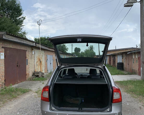 Бежевий Шкода Октавія, об'ємом двигуна 1.6 л та пробігом 320 тис. км за 6000 $, фото 4 на Automoto.ua