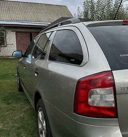 Бежевий Шкода Октавія, об'ємом двигуна 1.97 л та пробігом 299 тис. км за 8300 $, фото 9 на Automoto.ua