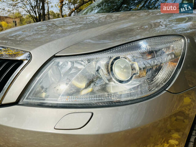 Шкода Октавия 2012 в Умани на Automoto.ua Бежевый Шкода Октавия, объемом двигателя 1.6 л и пробегом 208 тыс. км за 8800 $, фото 14 на Automoto.ua