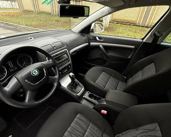 Шкода Октавія 2012 у Харкові на Automoto.ua Бежевий Шкода Октавія, об'ємом двигуна 1.8 л та пробігом 219 тис. км за 8700 $, фото 16 на Automoto.ua