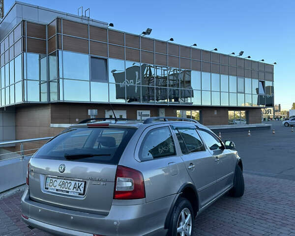 Шкода Октавия 2012 в Киеве на Automoto.ua Бежевый Шкода Октавия, объемом двигателя 1.6 л и пробегом 338 тыс. км за 5800 $, фото 6 на Automoto.ua