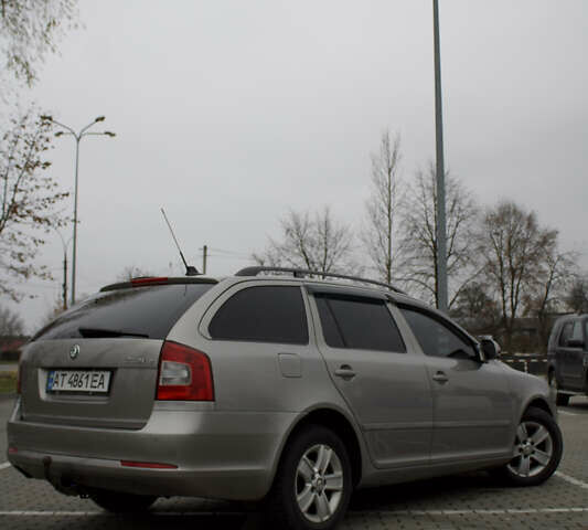 Бежевый Шкода Октавия, объемом двигателя 1.6 л и пробегом 286 тыс. км за 7500 $, фото 10 на Automoto.ua