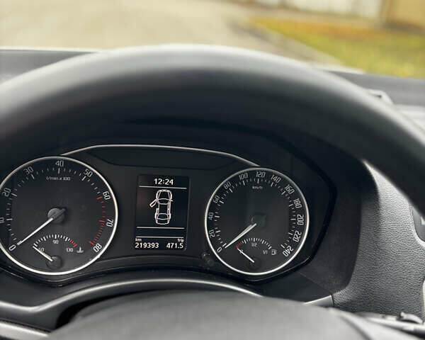 Шкода Октавія 2012 у Харкові на Automoto.ua Бежевий Шкода Октавія, об'ємом двигуна 1.8 л та пробігом 219 тис. км за 8700 $, фото 9 на Automoto.ua